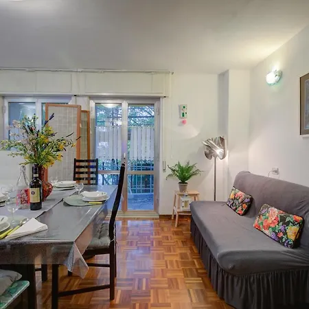 公寓 Saturno 23 In The Center - Happy *