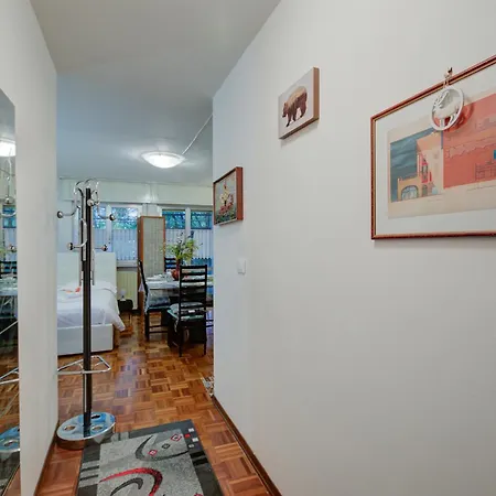 公寓 Saturno 23 In The Center - Happy